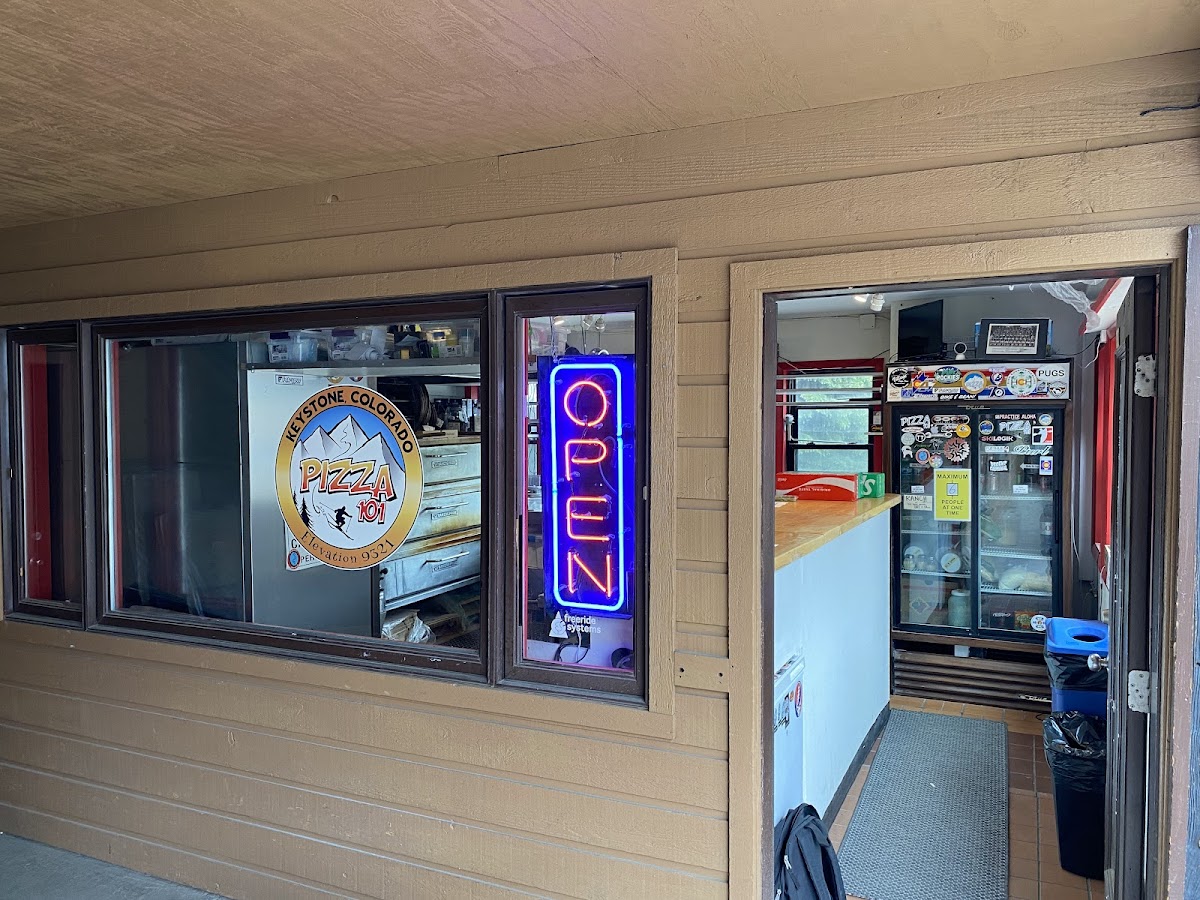 Pizza 101 Keystone, Co-3